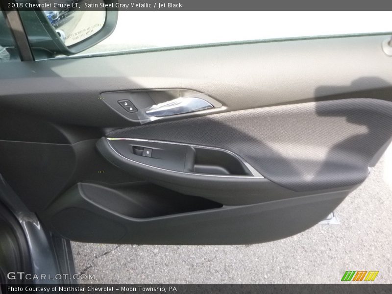 Satin Steel Gray Metallic / Jet Black 2018 Chevrolet Cruze LT