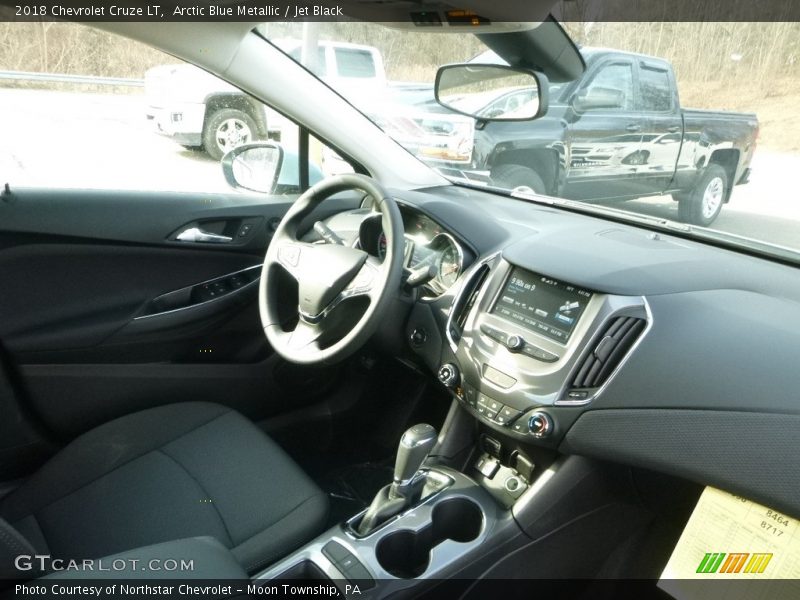 Arctic Blue Metallic / Jet Black 2018 Chevrolet Cruze LT