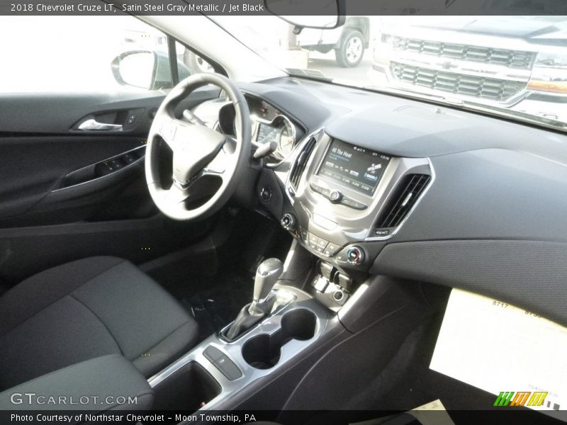 Satin Steel Gray Metallic / Jet Black 2018 Chevrolet Cruze LT