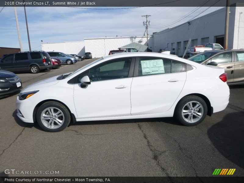 Summit White / Jet Black 2018 Chevrolet Cruze LT