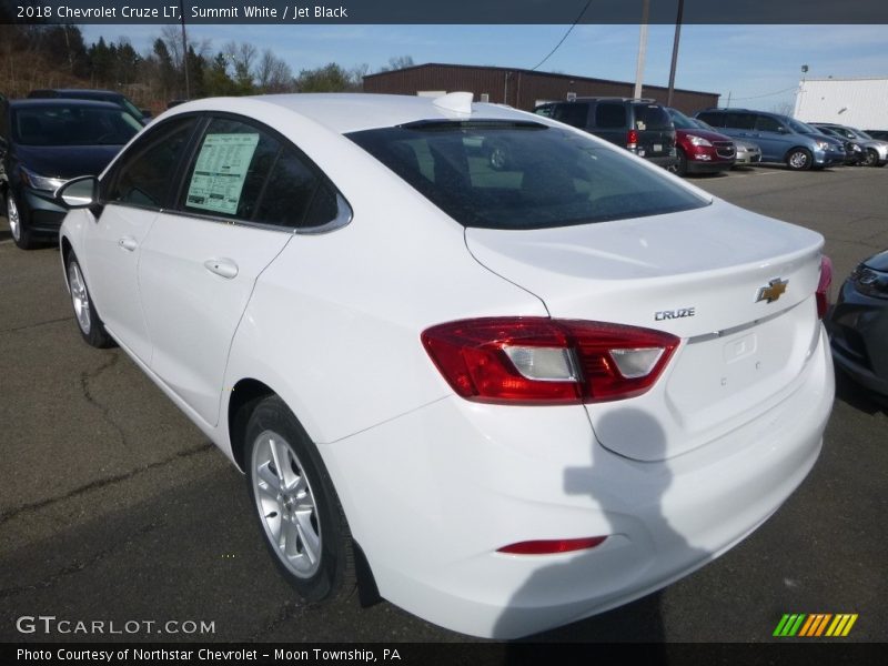 Summit White / Jet Black 2018 Chevrolet Cruze LT