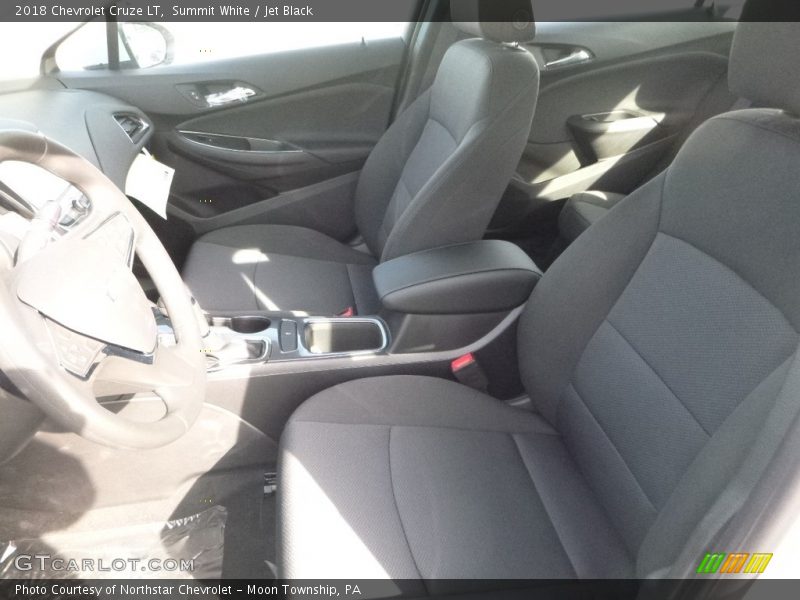 Summit White / Jet Black 2018 Chevrolet Cruze LT