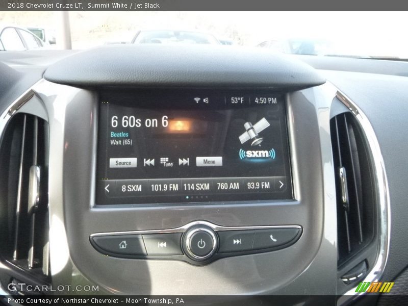 Summit White / Jet Black 2018 Chevrolet Cruze LT