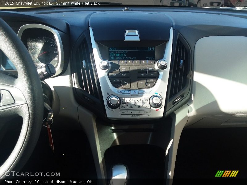 Summit White / Jet Black 2015 Chevrolet Equinox LS