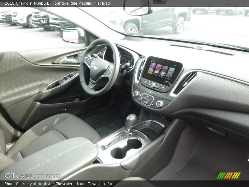 Sandy Ridge Metallic / Jet Black 2018 Chevrolet Malibu LT