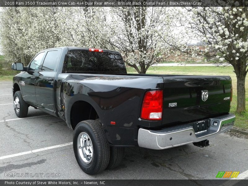 Brilliant Black Crystal Pearl / Black/Diesel Gray 2018 Ram 3500 Tradesman Crew Cab 4x4 Dual Rear Wheel