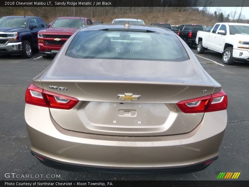 Sandy Ridge Metallic / Jet Black 2018 Chevrolet Malibu LT