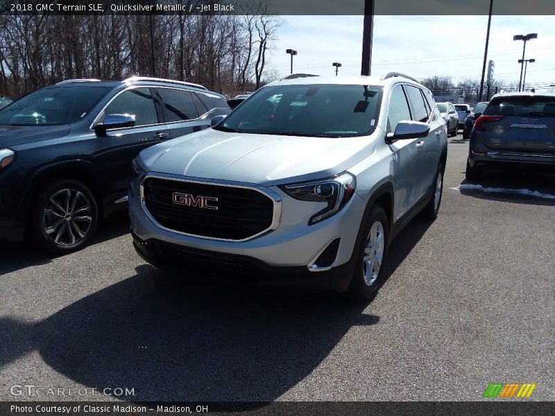 Quicksilver Metallic / ­Jet Black 2018 GMC Terrain SLE