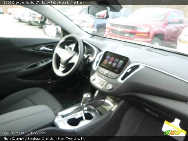 Sandy Ridge Metallic / Jet Black 2018 Chevrolet Malibu LT
