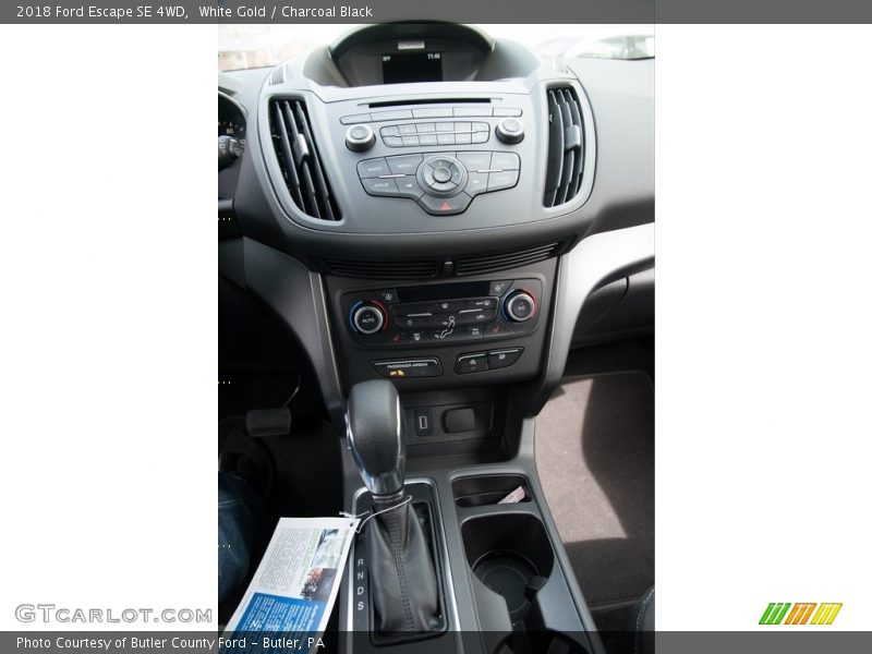 White Gold / Charcoal Black 2018 Ford Escape SE 4WD