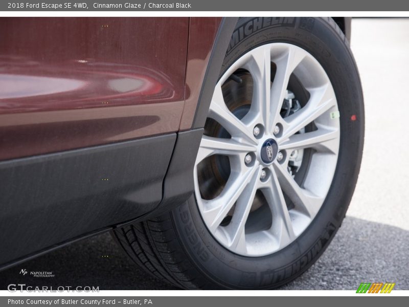 Cinnamon Glaze / Charcoal Black 2018 Ford Escape SE 4WD