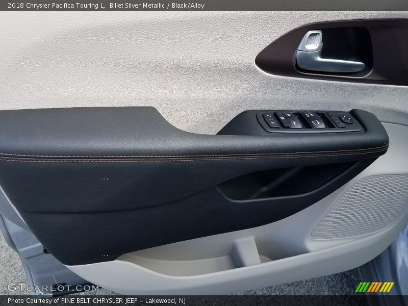 Billet Silver Metallic / Black/Alloy 2018 Chrysler Pacifica Touring L