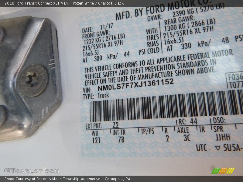 Frozen White / Charcoal Black 2018 Ford Transit Connect XLT Van