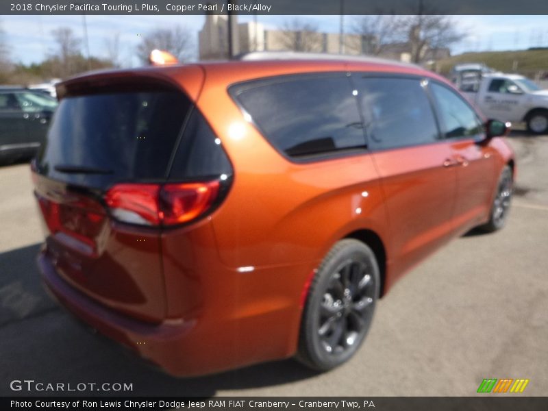 Copper Pearl / Black/Alloy 2018 Chrysler Pacifica Touring L Plus