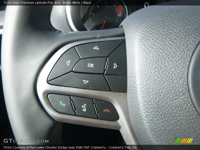 Bright White / Black 2019 Jeep Cherokee Latitude Plus 4x4