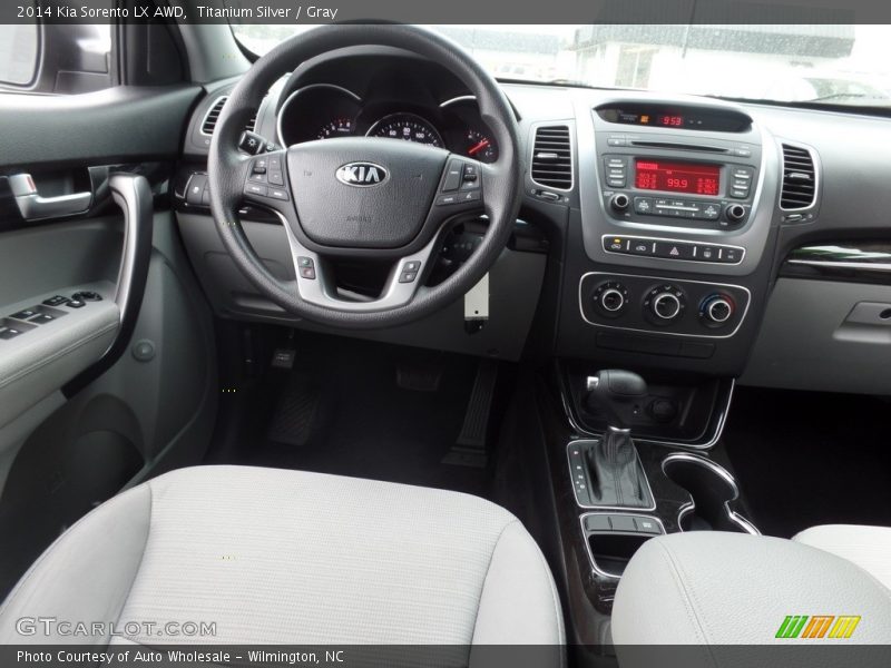 Titanium Silver / Gray 2014 Kia Sorento LX AWD