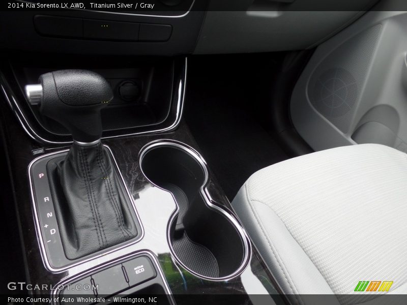Titanium Silver / Gray 2014 Kia Sorento LX AWD