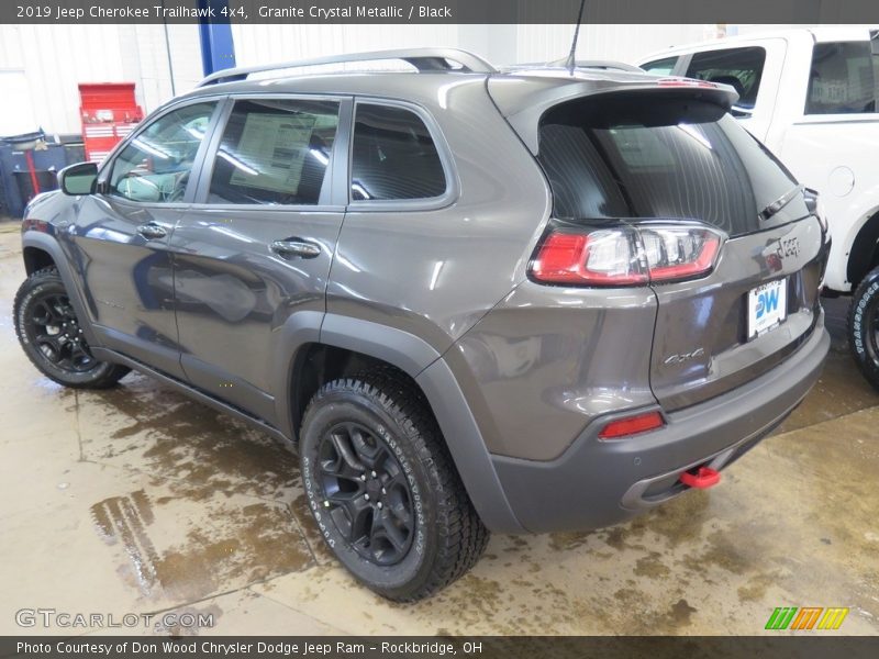 Granite Crystal Metallic / Black 2019 Jeep Cherokee Trailhawk 4x4