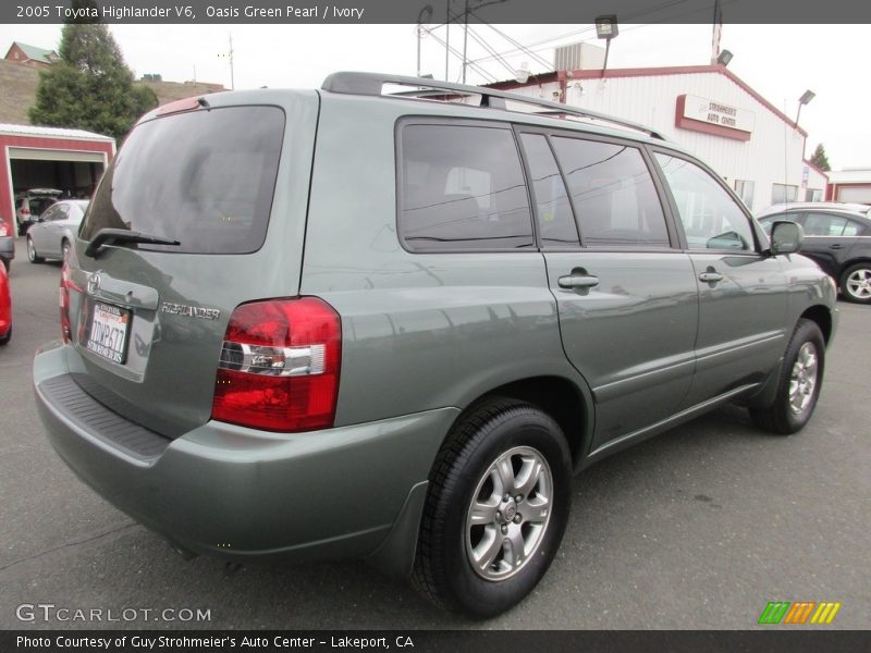 Oasis Green Pearl / Ivory 2005 Toyota Highlander V6