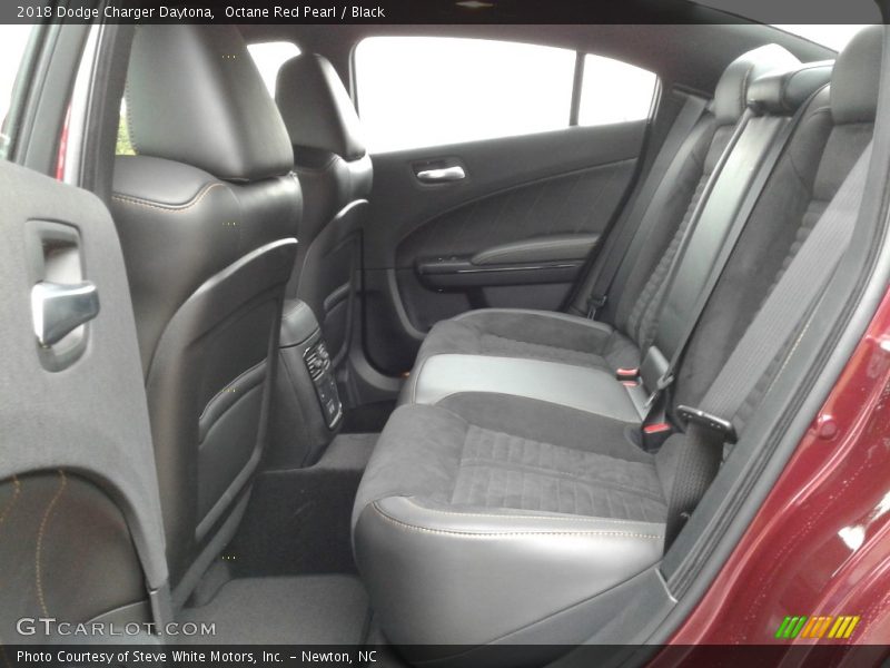 Octane Red Pearl / Black 2018 Dodge Charger Daytona