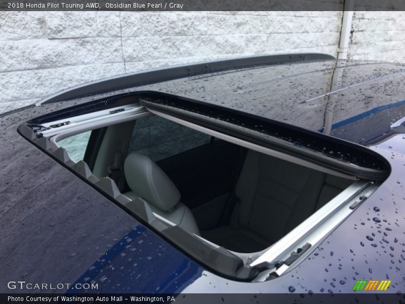 Obsidian Blue Pearl / Gray 2018 Honda Pilot Touring AWD