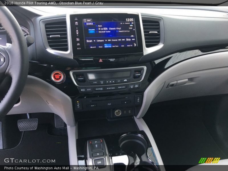 Obsidian Blue Pearl / Gray 2018 Honda Pilot Touring AWD