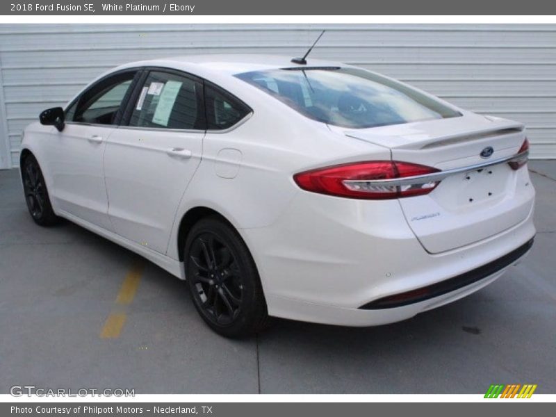 White Platinum / Ebony 2018 Ford Fusion SE