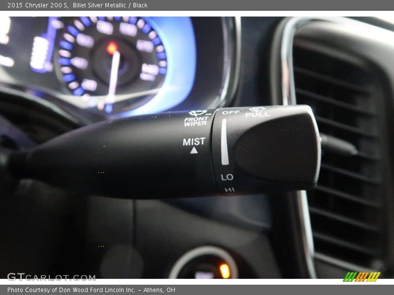 Billet Silver Metallic / Black 2015 Chrysler 200 S