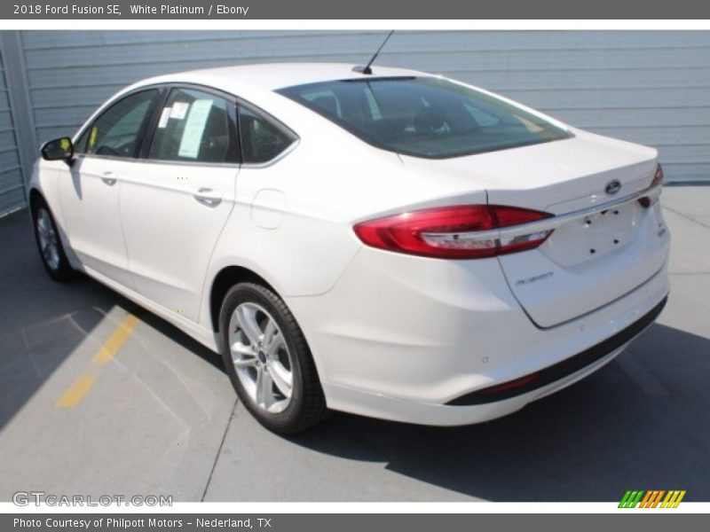White Platinum / Ebony 2018 Ford Fusion SE