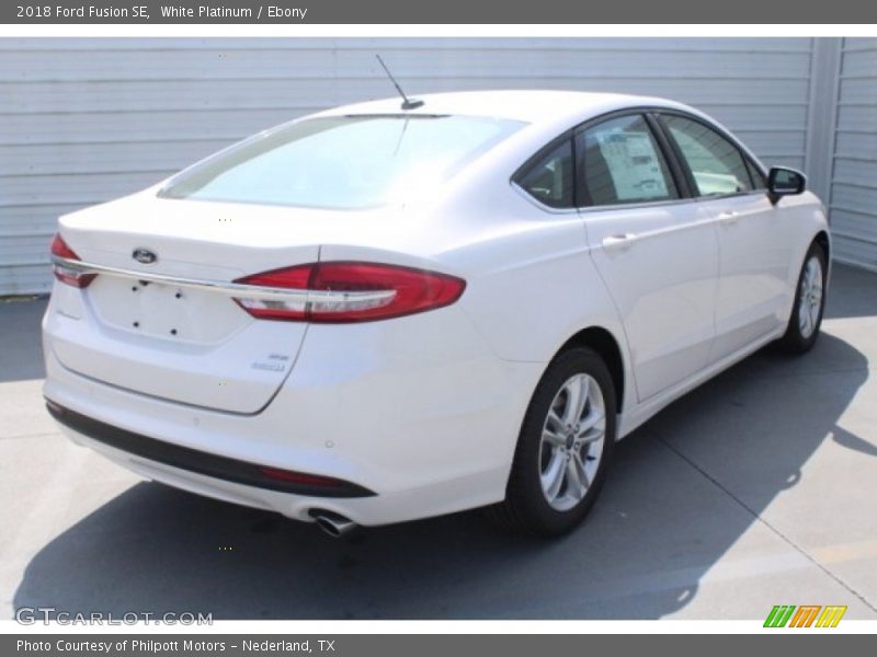 White Platinum / Ebony 2018 Ford Fusion SE