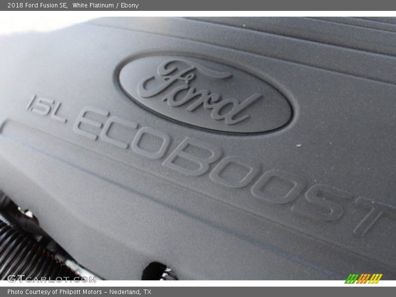 White Platinum / Ebony 2018 Ford Fusion SE