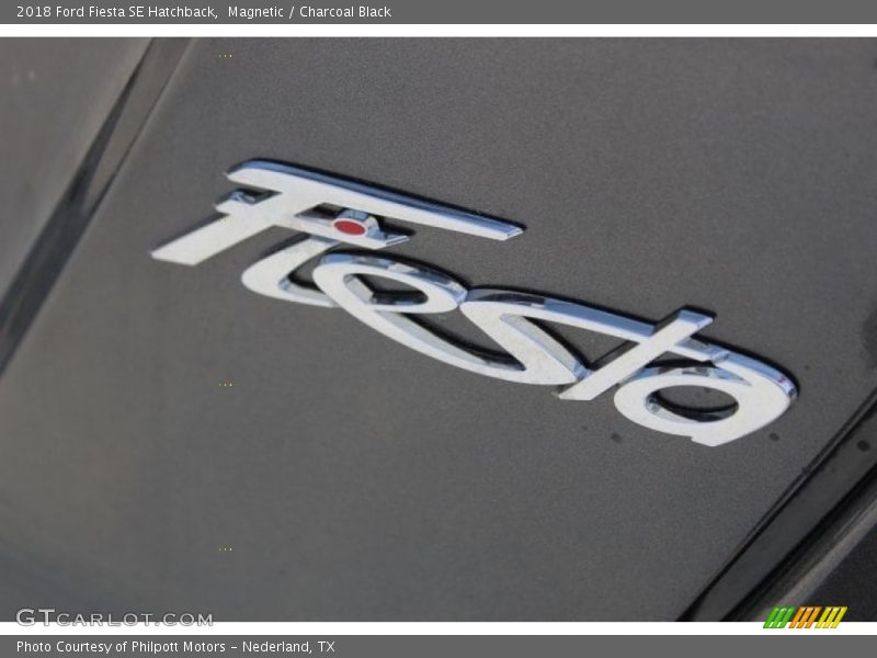 Magnetic / Charcoal Black 2018 Ford Fiesta SE Hatchback