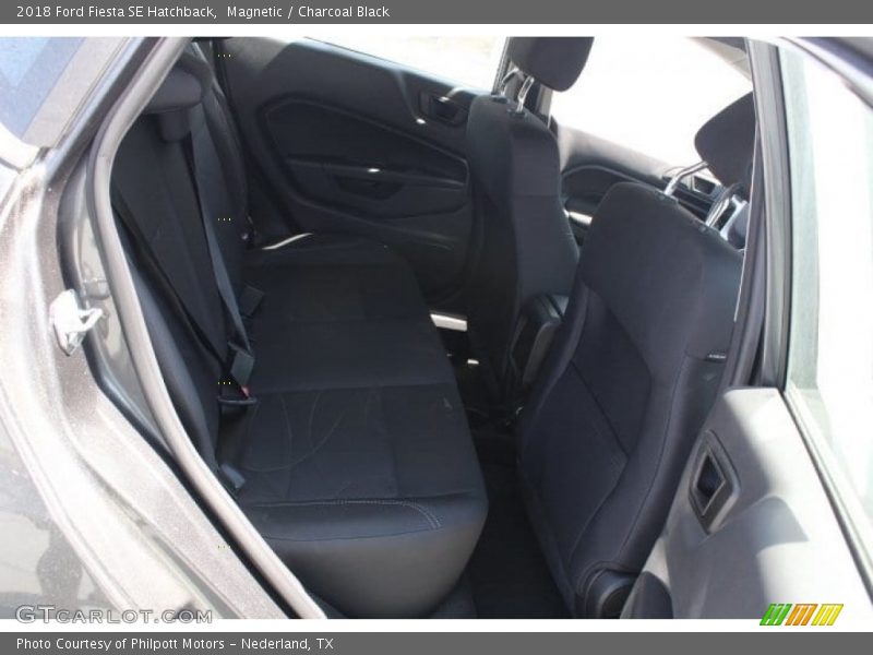 Magnetic / Charcoal Black 2018 Ford Fiesta SE Hatchback