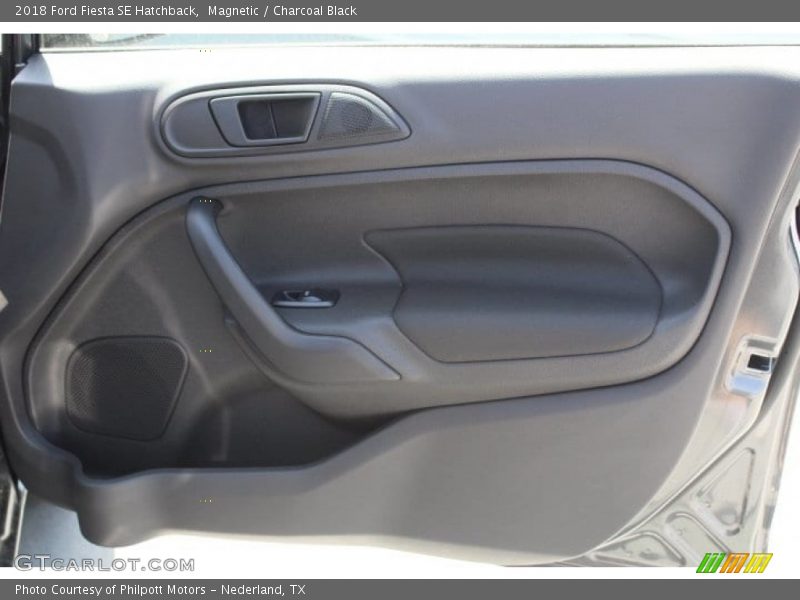 Magnetic / Charcoal Black 2018 Ford Fiesta SE Hatchback