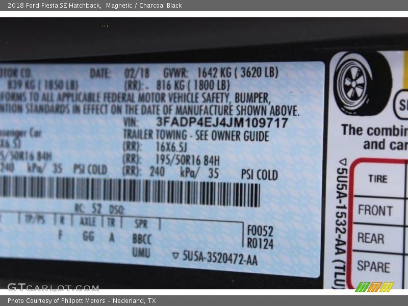 Magnetic / Charcoal Black 2018 Ford Fiesta SE Hatchback