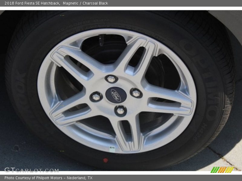 Magnetic / Charcoal Black 2018 Ford Fiesta SE Hatchback