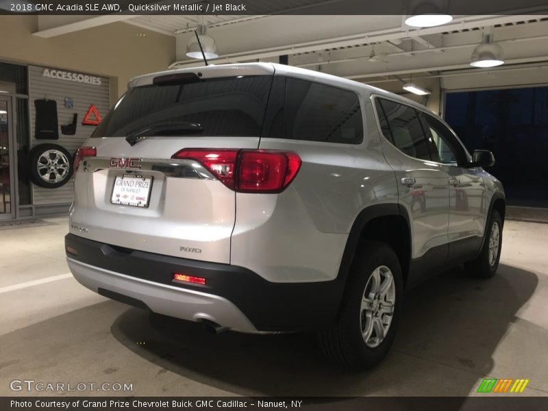 Quicksilver Metallic / Jet Black 2018 GMC Acadia SLE AWD