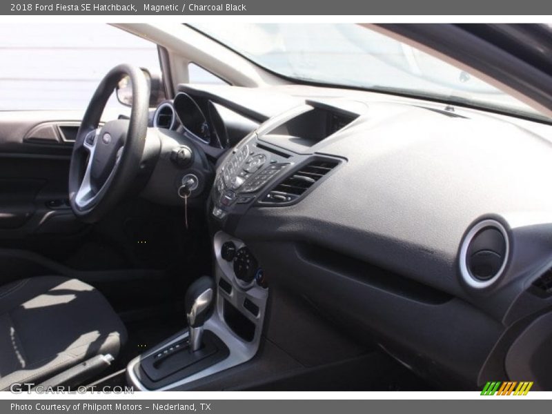 Magnetic / Charcoal Black 2018 Ford Fiesta SE Hatchback