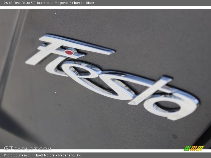 Magnetic / Charcoal Black 2018 Ford Fiesta SE Hatchback