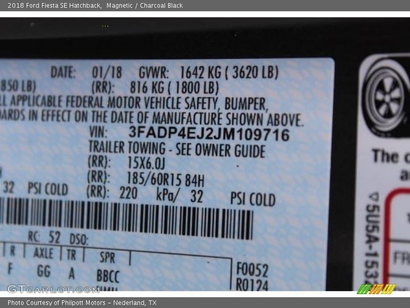 Magnetic / Charcoal Black 2018 Ford Fiesta SE Hatchback