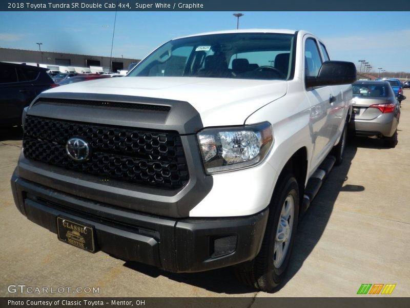 Super White / Graphite 2018 Toyota Tundra SR Double Cab 4x4