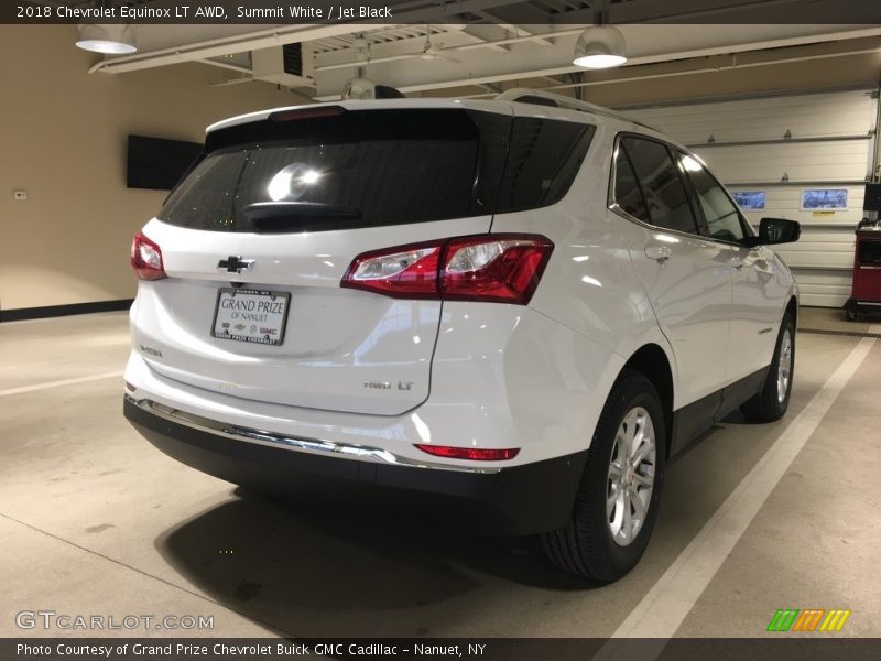 Summit White / Jet Black 2018 Chevrolet Equinox LT AWD