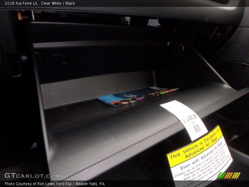 Clear White / Black 2018 Kia Forte LX