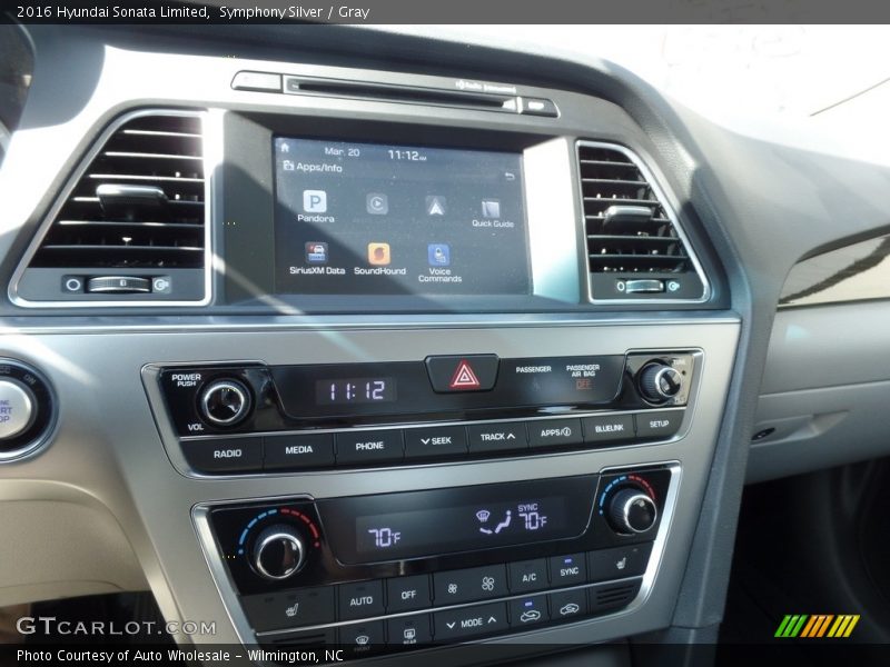 Symphony Silver / Gray 2016 Hyundai Sonata Limited