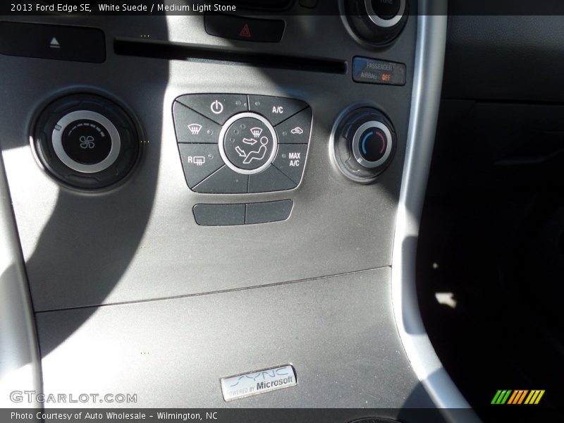 White Suede / Medium Light Stone 2013 Ford Edge SE