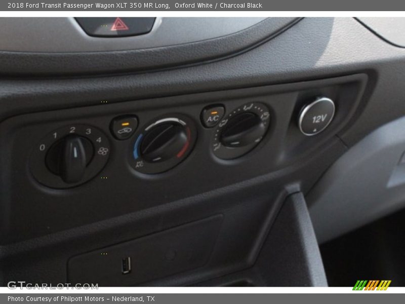 Oxford White / Charcoal Black 2018 Ford Transit Passenger Wagon XLT 350 MR Long