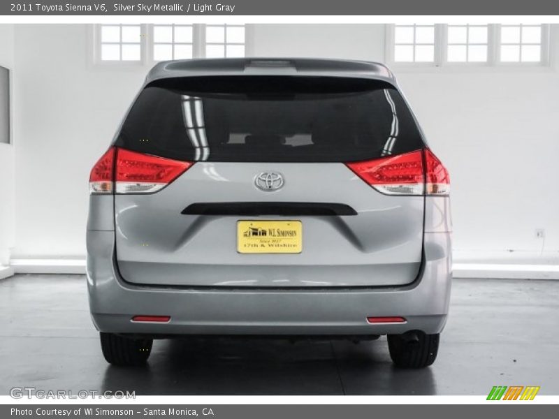 Silver Sky Metallic / Light Gray 2011 Toyota Sienna V6