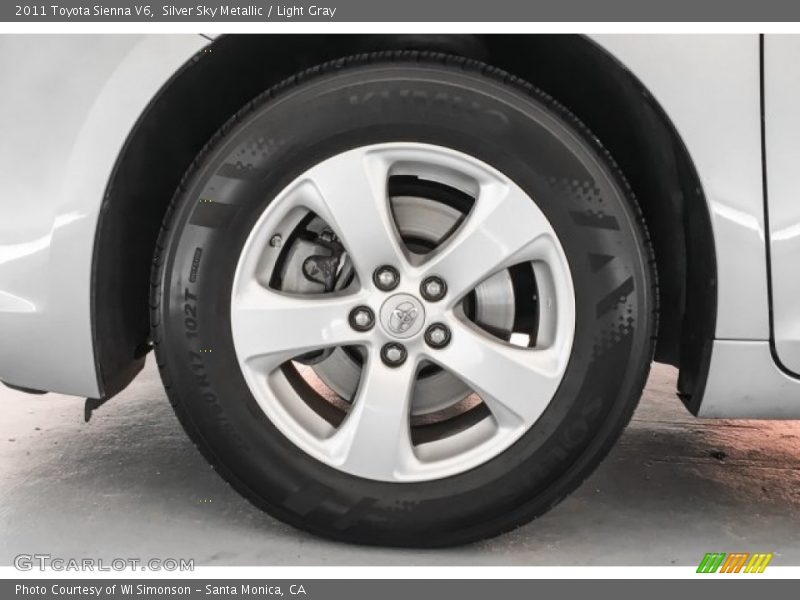 Silver Sky Metallic / Light Gray 2011 Toyota Sienna V6