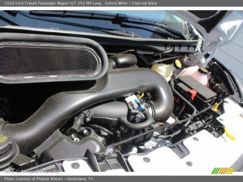 Oxford White / Charcoal Black 2018 Ford Transit Passenger Wagon XLT 350 MR Long