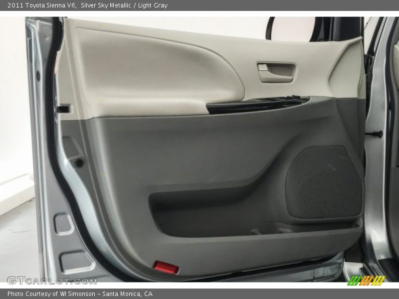 Silver Sky Metallic / Light Gray 2011 Toyota Sienna V6